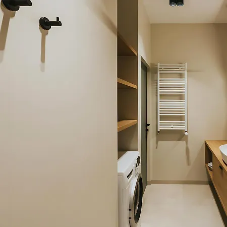 Rakowicka Modern With Air Conditioning In Center By Renters