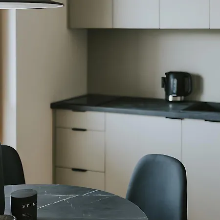 Rakowicka Modern With Air Conditioning In Center By Renters Apartman Krakkó