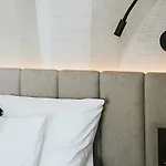 Rakowicka Modern With Air Conditioning In Center By Renters